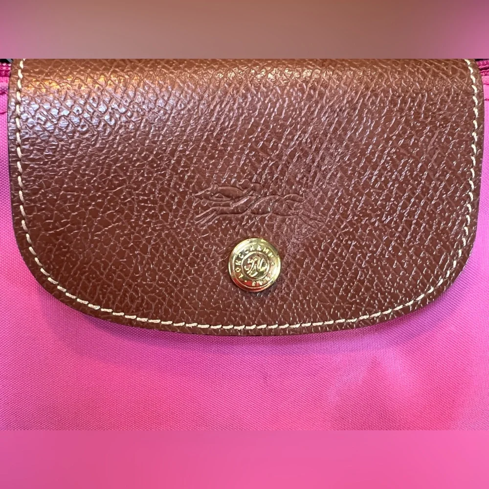 Longchamp Le Pliage Original tote, in pink nylon with brown leather trim. Used - Picture 5 of 14